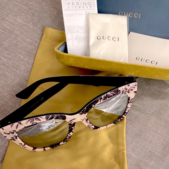 Gucci Other - Authentic Gucci Sunglasses